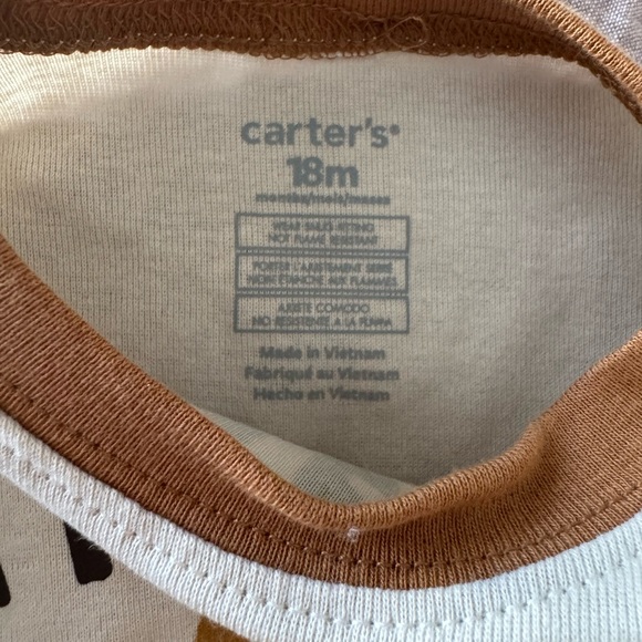 Carter’s 18M Bundle - Snug Fit Pajamas & Dinosaur Onsie NWT - Picture 4 of 10